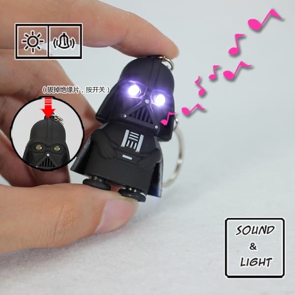 2-pack Kreativa tecknade Samurai LED-ljudnyckelringar