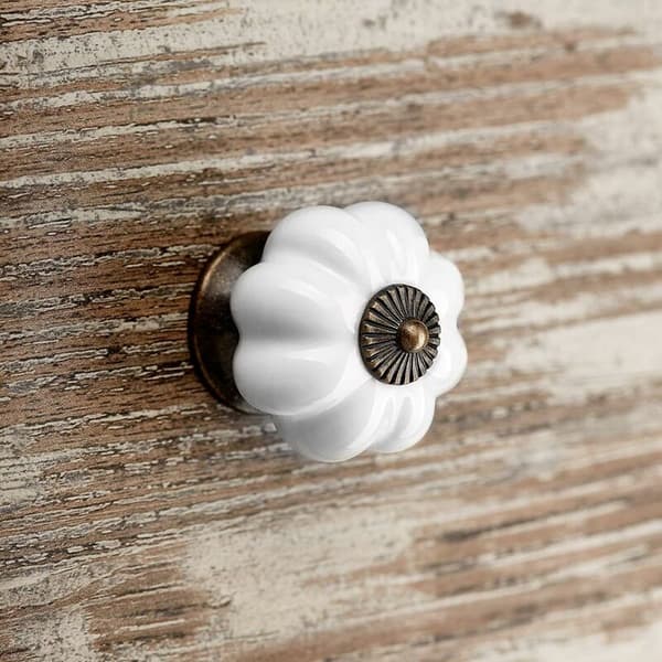 5 x Möbelknopp Pommel – 30 mm Vit Bronserad Piedestal Låda