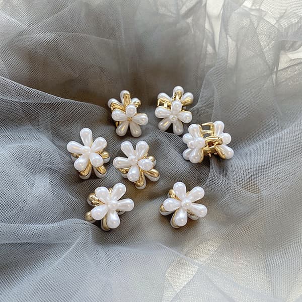 Mini perlehårklemme, 7 stk blomsterformede hårklemmer, mini perle
