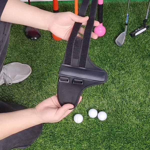 Golftrener for håndledd, golfsving håndleddsfikserer, armbevegelseskorrigerer, sportsfitness fast håndleddsstropp