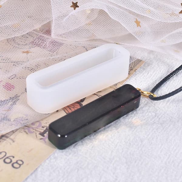 Håndlavet hængende charm DIY krystal epoxy form DIY håndværk smykker