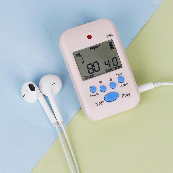 Small Electronic Metronome Professional Clip-on LCD Digital Rhythm Metronome for Jump Rope and Running Training Red Red Red