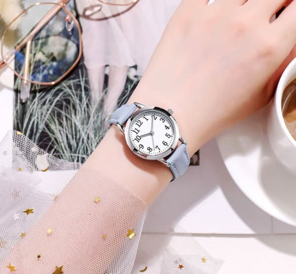 Women's Quartz Watch, Minimalist Style, Quartz Watch, Leather Strap, Waterproof