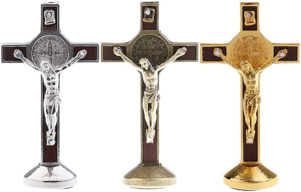 Ristinpatsas Jeesus Kristus ristillä autoon, kotiin, kappeliin, hopea