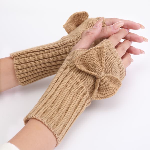 Beige stickade fingerlösa handskar med rosett