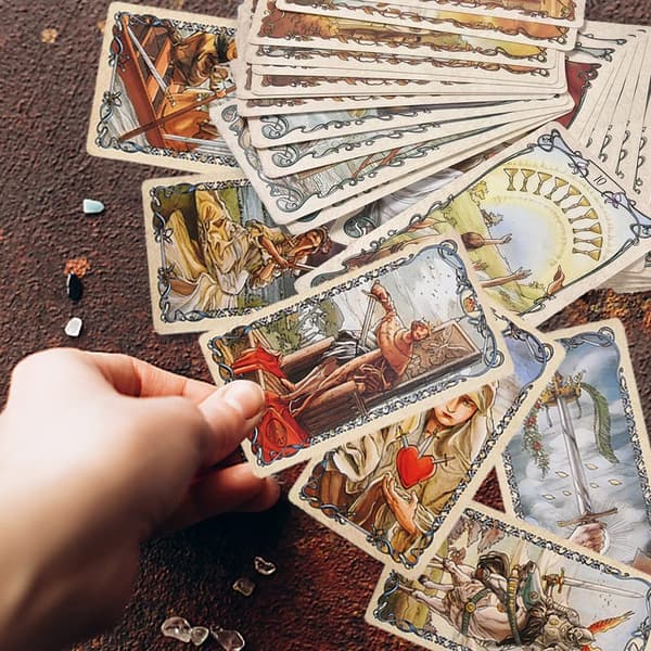 78 retro tarotkort med farvede æsker