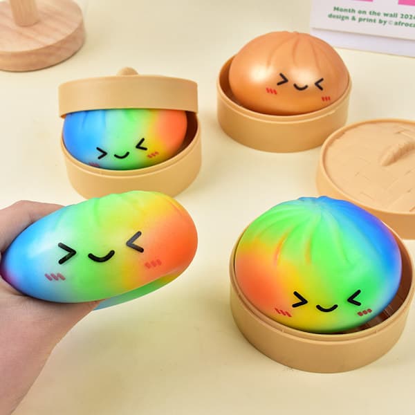 Regnbue-Baozi Squishy Leketøy - Søt Mat-Simulering Stresslindrende Sensorisk Leketøy for Barn (Mykt TPE-Materiale) Stil 1