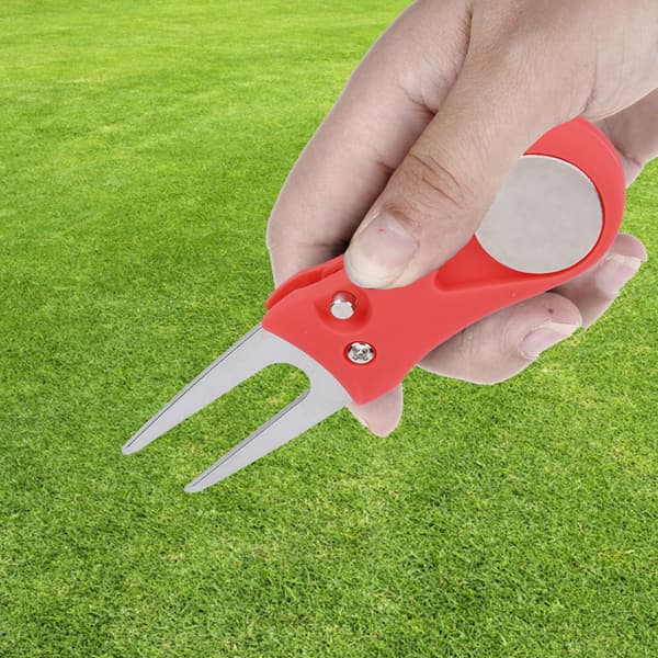 Portable Golf Green Divot Repair Tool Foldable Ball Fork Lawn Repair Golfer Practice Accessory Red