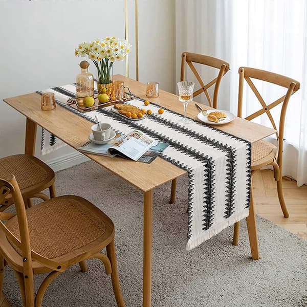 Macrame Table Runner Spliced Cotton Table Runner Woven Tablecloth with Tassels for Wedding Party Farmhouse Dining Table Decor (Cream, 30x1 [DB]