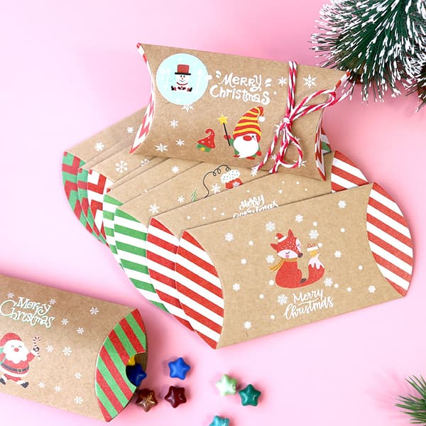 24 st små presentaskar i kartong - Julgodisbox, liten present
