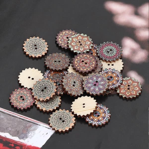 100 Pcs Wooden Buttons Retro DIY Cartoon Sunflower Pattern Decoration Crafts 20mm