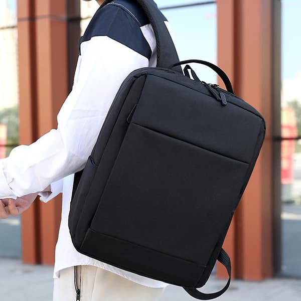 Simple Multi-Pocket Laptop Backpack, Multifunctional Commuter Bag for Daily Office Work