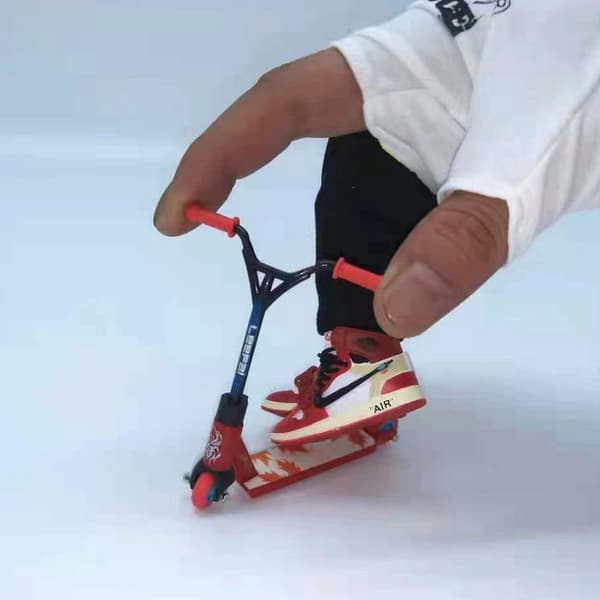 20 stk Mini Finger Scooter i Legering med Mini Scooter Værktøj og Fing