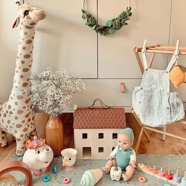 70cm Spotted Giraffe, Plush Doll Standing Giraffe Stuffed Animal