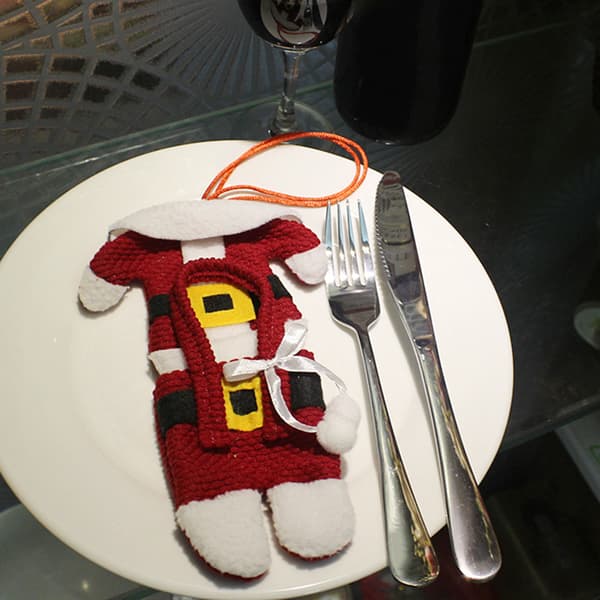 Santa Clothes Silverware Holder Plush Bag Dining Table Decor for Christmas Party Clothes Clothes