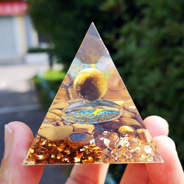 Tigerøye-pyramide med Livets Tre Feng Shui Chakra Ekte Reiki-edelsten 5 cm dekorasjon
