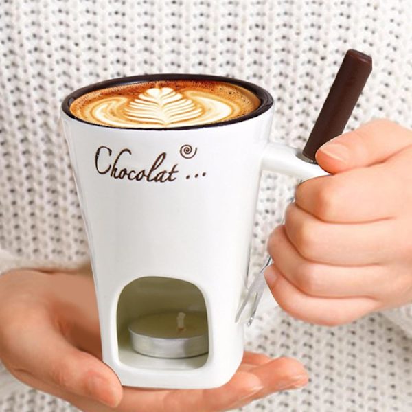 Tuikkukynttilällä toimiva fondue-setti, keraaminen sulatusastia suklaalle ja jälkiruoalle Beige