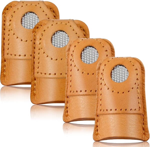 4 stycken (3,1/3,4*4,1*0,4 cm) läderfingerborg, handsydd fingerborg