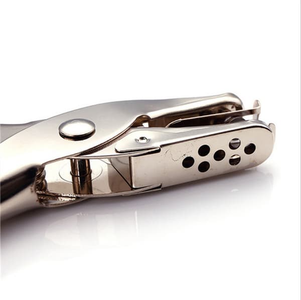 130x11x57 mm, Single Hole Punch, Hole Puncher, 5 Sheet Capacity, Silver