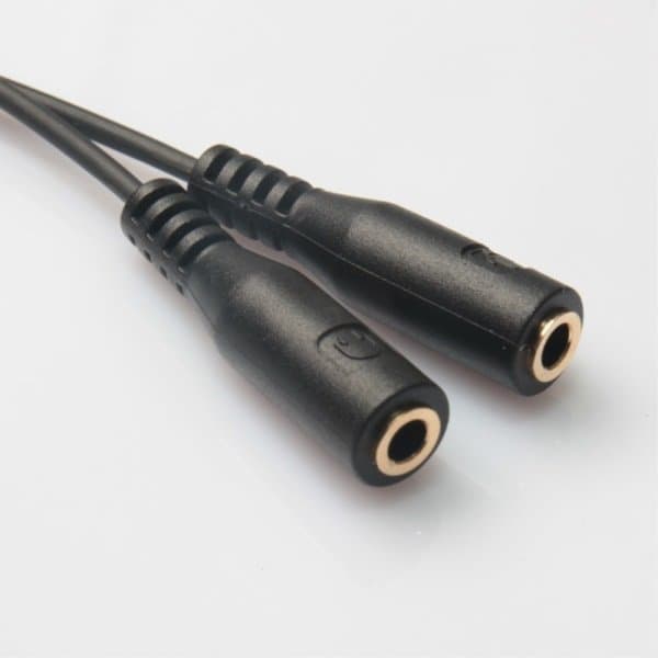 3,5 mm stereo lyd hann og mikrofon splitter adapter svart