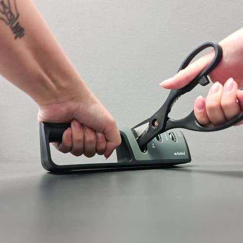 Knivsliber | Slib kniven i 2 nemme trin | Saks-sliber Sort