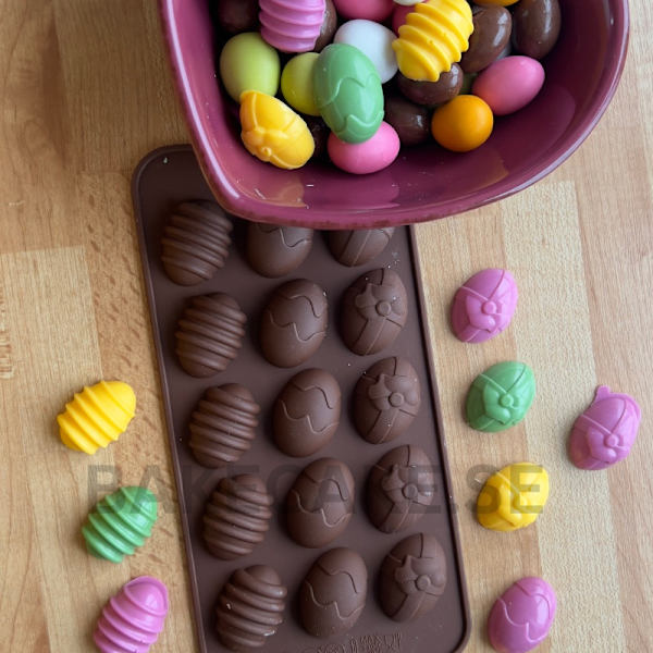 Small Eggs Easter Egg Silicone Mold Chocolate Mold Praline Mold Form for Pralines Brown