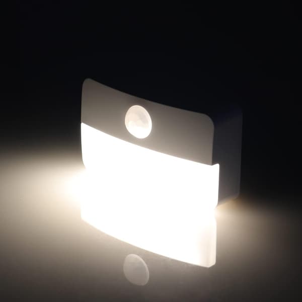 Nattlampe med bevegelsessensor, sensorlampe, 2 LED-skaplamper, batteridrevet aksentlampe, varmhvit Warm White