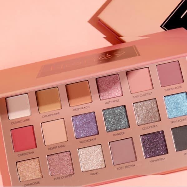 18 Colors Charming Glitter Eyeshadow Powder Cosmetic Eye Makeup