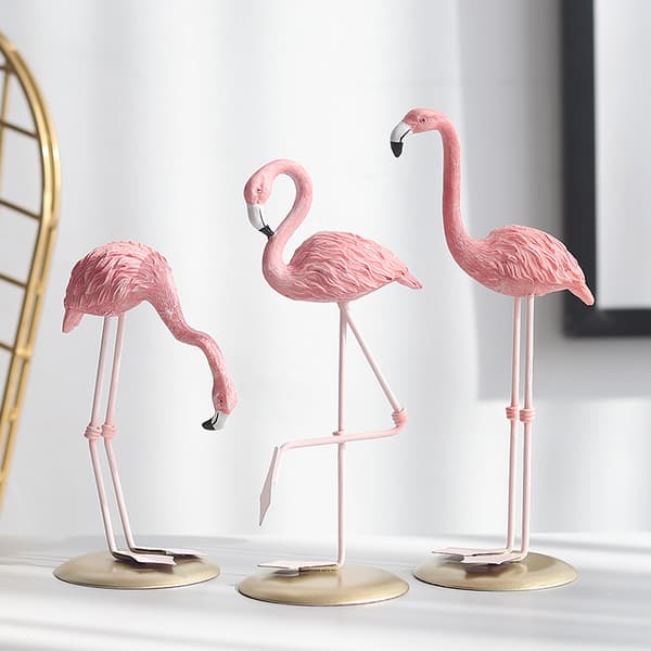Flamant Rose -koristefiguuri hartsista