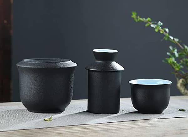 Keramisk Sake-sett, 1 flaske og 1 kopp, 1 tankvarmer, sett med 3