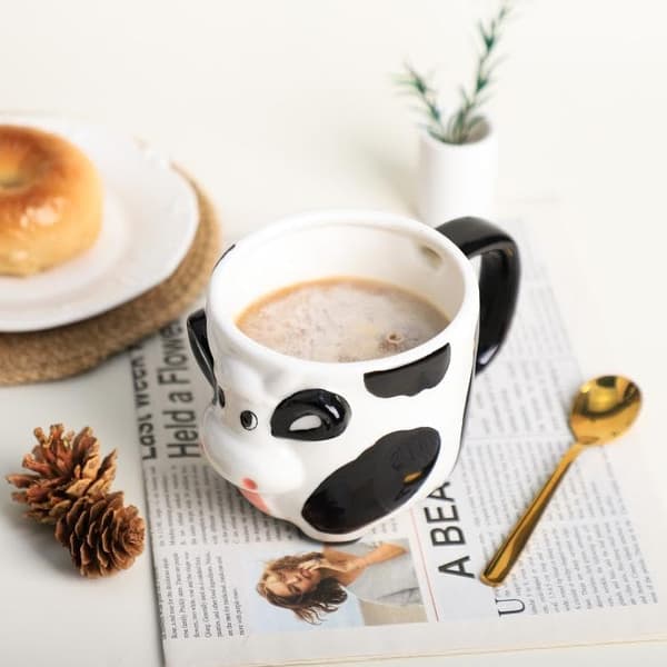 3D Keramisk Relieff Ku Kaffekopp, Håndmalt Melkekopp med Håndtak -
