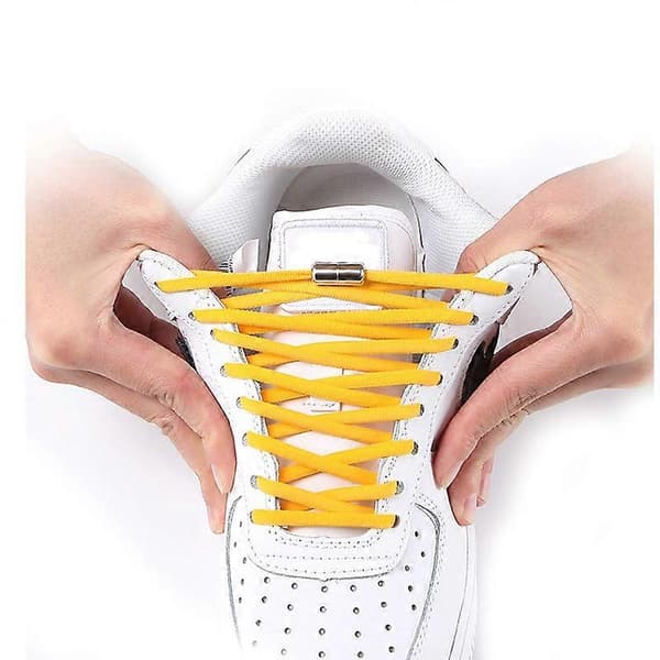 Elastiske joggesko med elastiske skolisser uten knyting
