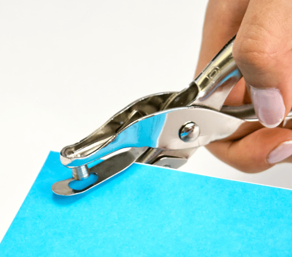 130x11x57 mm, Single Hole Punch, Hole Puncher, 5 Sheet Capacity, Silver