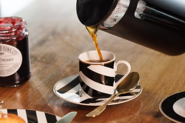 Mikasa Luxe Deco Kina Espressokopper Sæt - 2 stk - Geometrisk Sort/Hvid 0.72