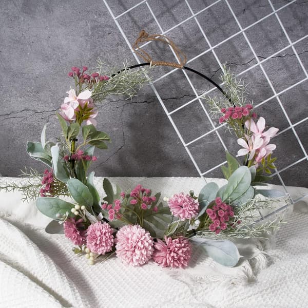 Kunstig blomsterkrans, dørblomsterkrans, veggdekorasjon