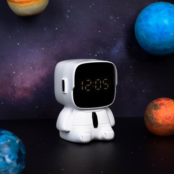 Kids Alarm Clock Digital Alarm Clock Bedside Clock with Snooze, Countdown Function, Independent Alarms, Rechargeable, Suitable