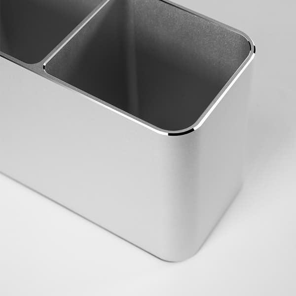 Sølv penn- og blyantboks i metall med 2 hull, aluminium