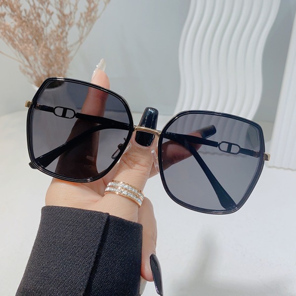Solglasögon för kvinnor sommar solskydd och UV-skydd Dark grey