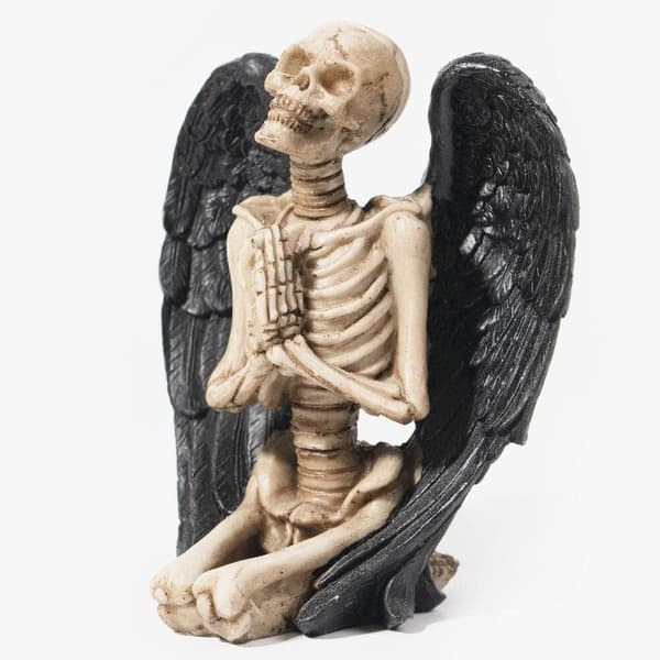 Dekorativ present knäböjande bevingade skelettfigurer, konstnärlig skulptur