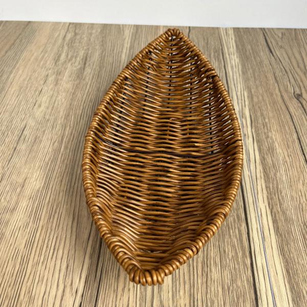 Retro Leaf-shaped Woven Storage Basket Multi-purpose Desktop Storage Baskets for Home Kitchen 28*14 28*14