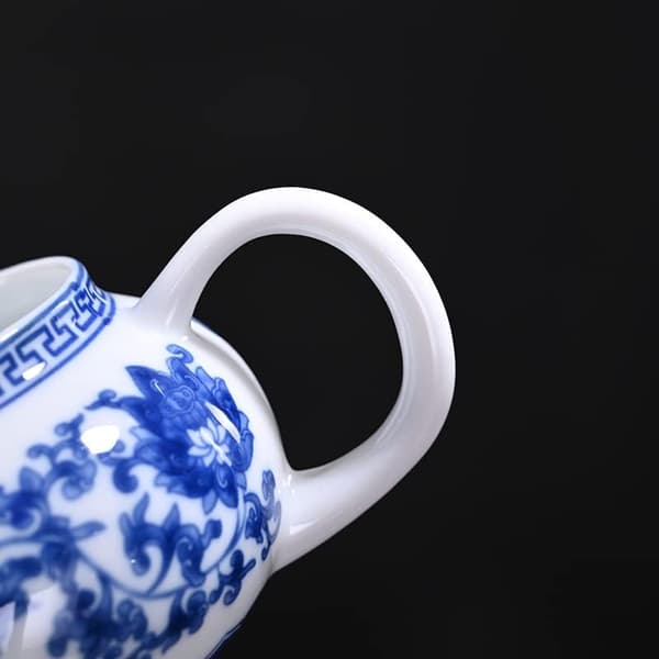 Keramikk blå og hvit fløtemugge for sauser, salat, kaffe, melk, te, 250 ml