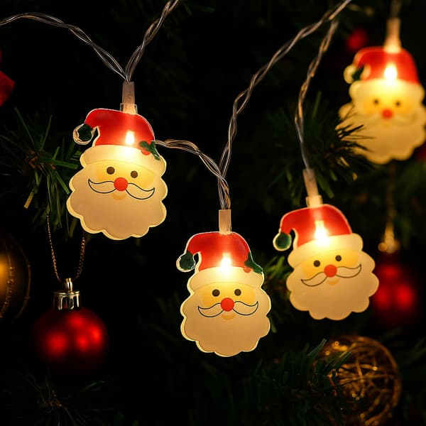 Light string 2 meters with 10 Gnomes and tree in hat - Battery operated - 140