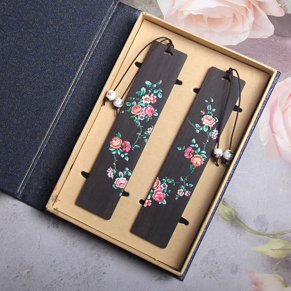 2 Painted Flowers, Birds, and Wooden Bookmark Set, Practical