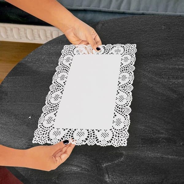 Rektangulära vita spetspappersunderlägg - 100, vita, 36,5x26cm, bröllopstårtdekoration presentinslagning bord