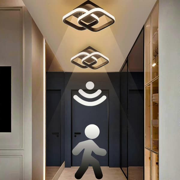LED ceiling light with motion detector, 22W warm white ceiling light, 24 * 20 * 9CM sensor light, suitable for hallways, garages, bathrooms, 1 pc