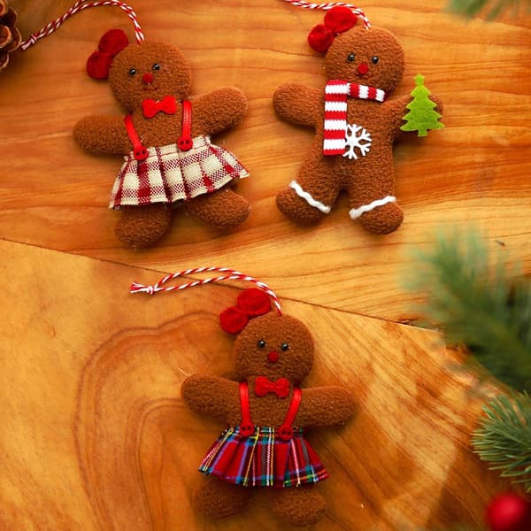 3 olika pepparkaksgubbe-hängen med levande utseende, pepparkaksdocka-hänge