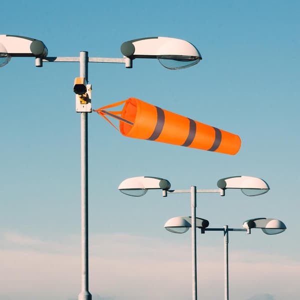Vindindikator - Udendørs vindpose med reflekterende tape - Vindfane, Haveflag - Orange - 80 cm