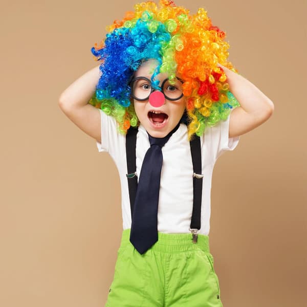 Clownperuk med röd svampnäsa, 4 delar tillbehörsset från Mesh -