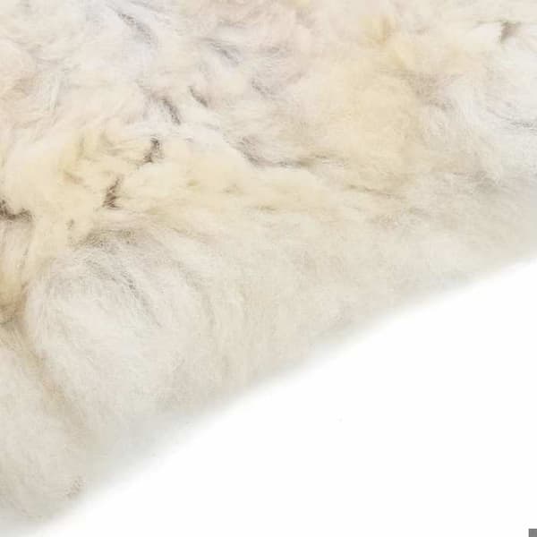 Maison Exclusive - Lammeskind Creme (60-70)x(90-100) cm