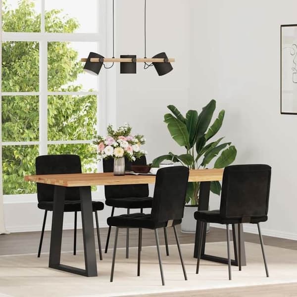 Maison Exclusive - 4 mustan samettisen ruokatuolin setti